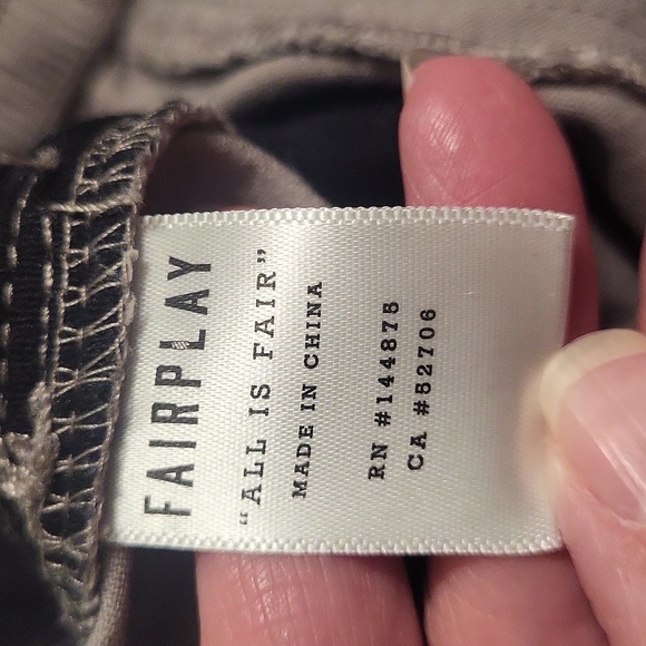 Fairplay Joggers - Picture 7 of 7